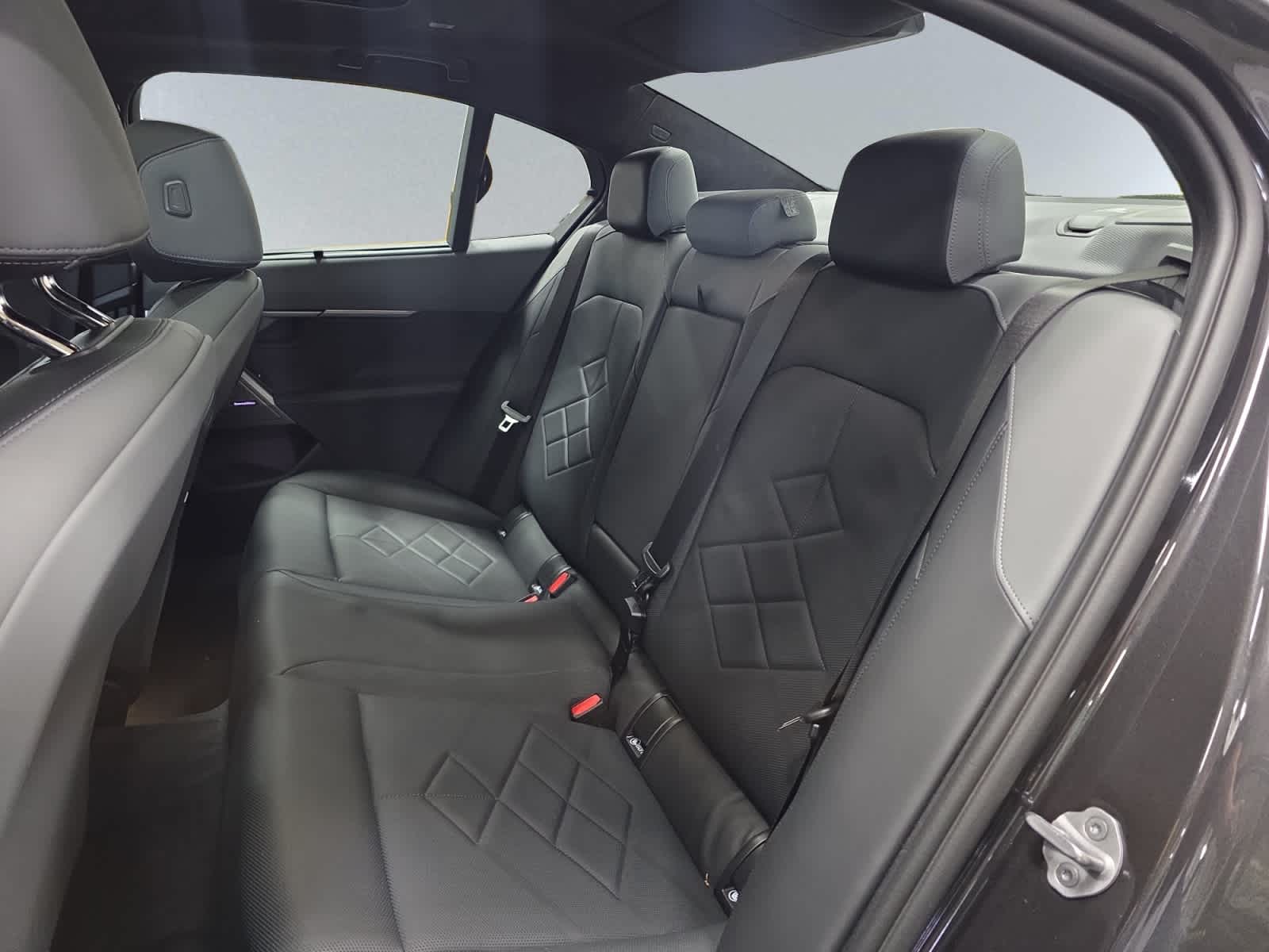2026 BMW 5 Series 540i - Photo 16