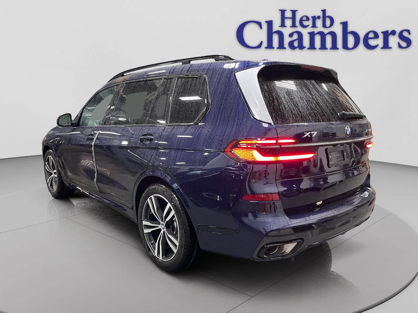 new 2027 BMW X7 car, priced at $100,905