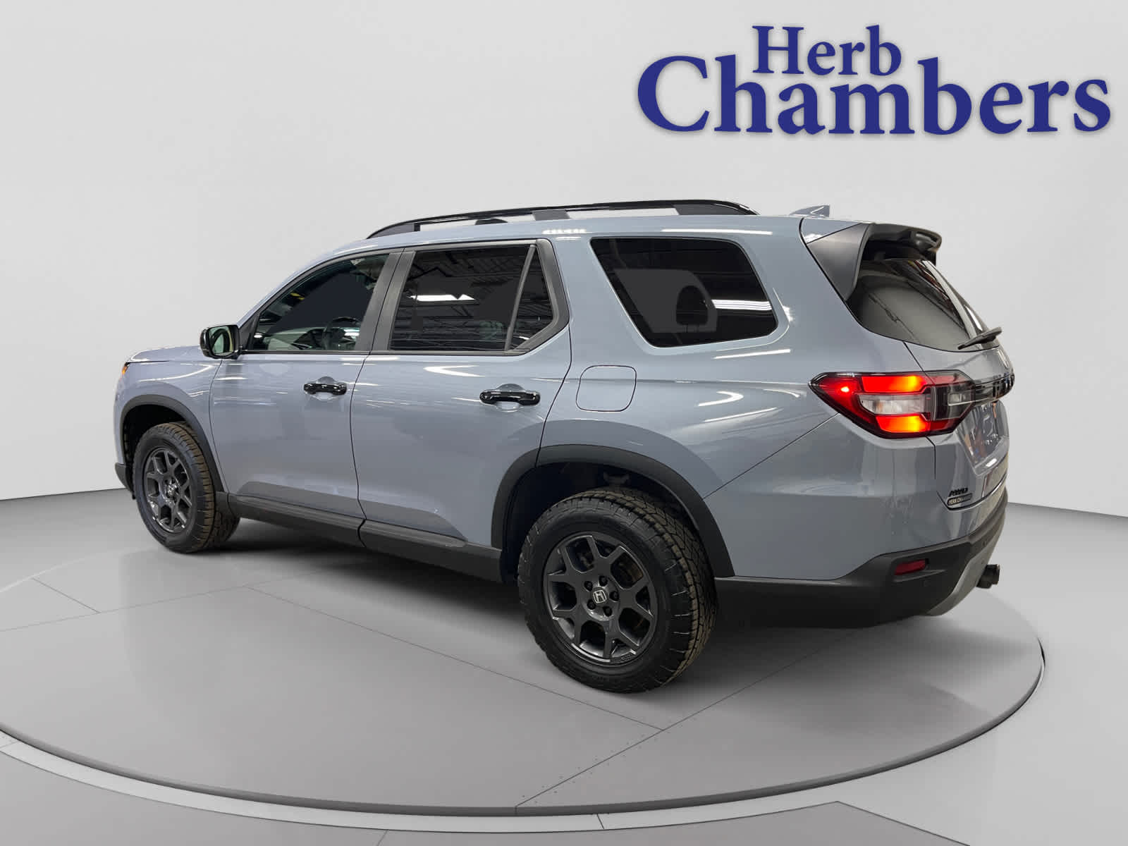 used 2025 Honda Pilot car, priced at $39,497