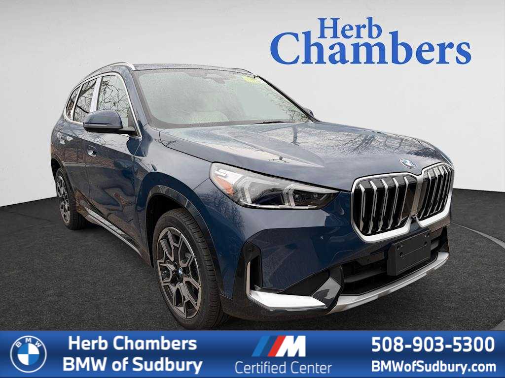 2026 BMW X1 28i's photo