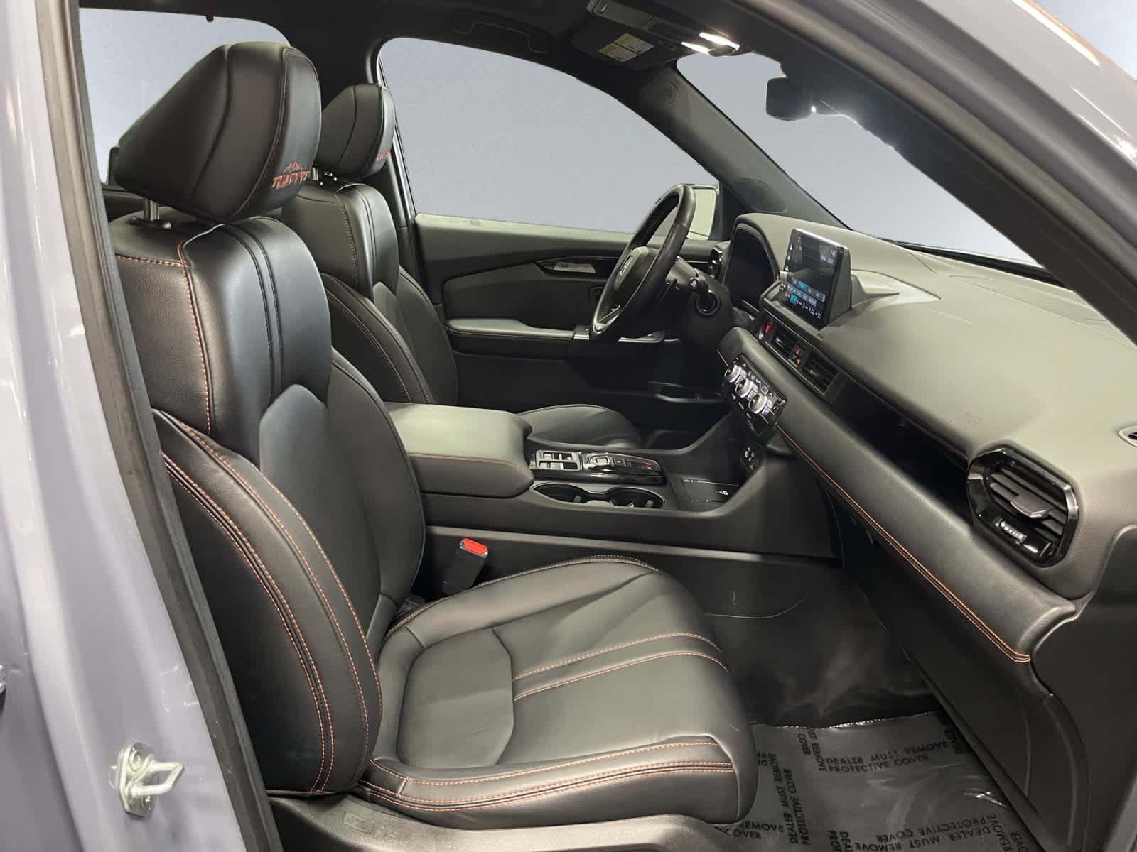 used 2025 Honda Pilot car, priced at $39,497