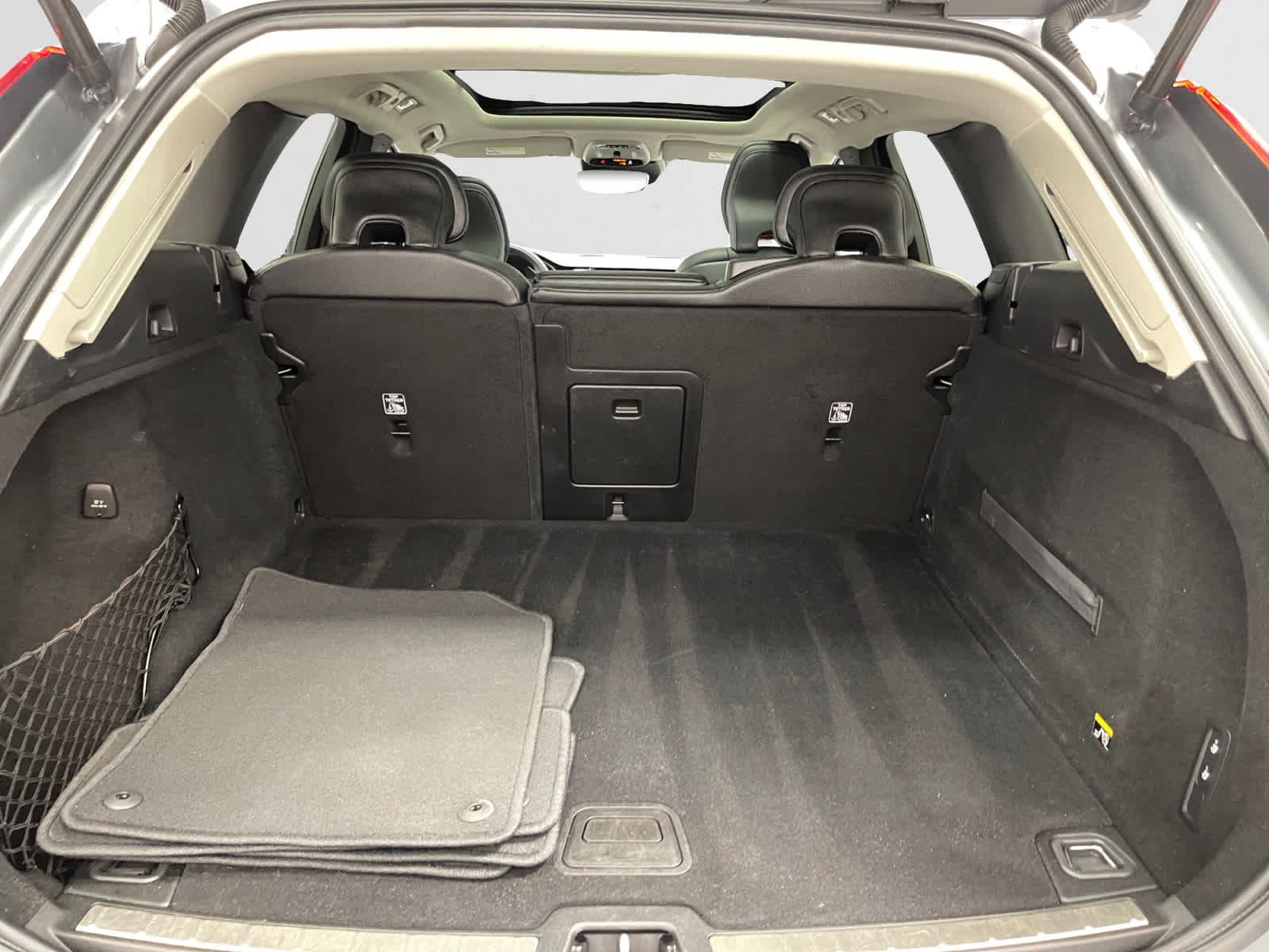 used 2019 Volvo XC60 car, priced at $20,297