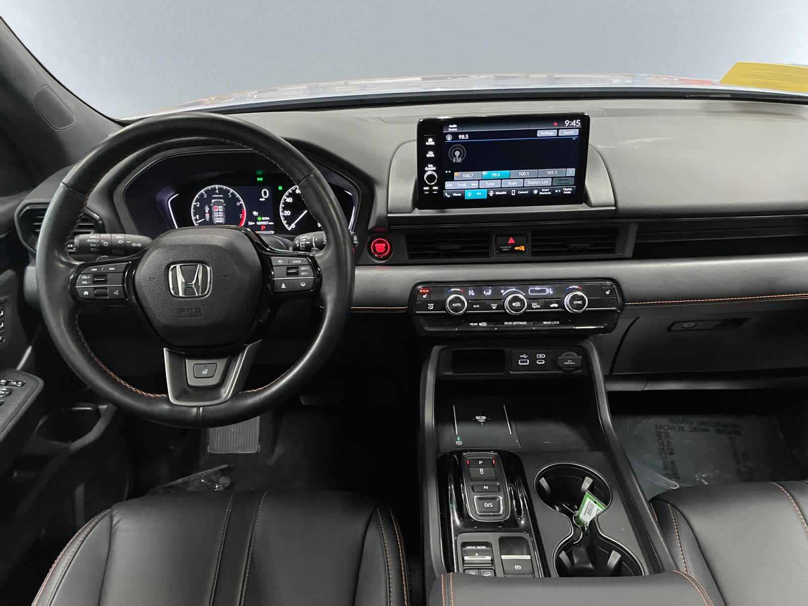 used 2025 Honda Pilot car, priced at $39,497