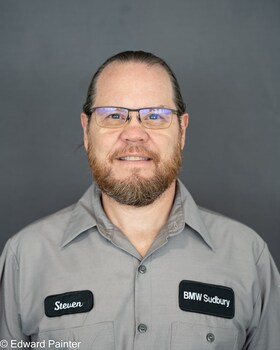 Staff member Stephen Grant from ID_fde6e0