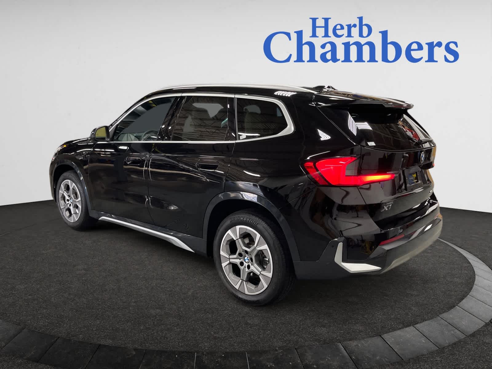 2025 Bmw X1 XDrive28i photo 4