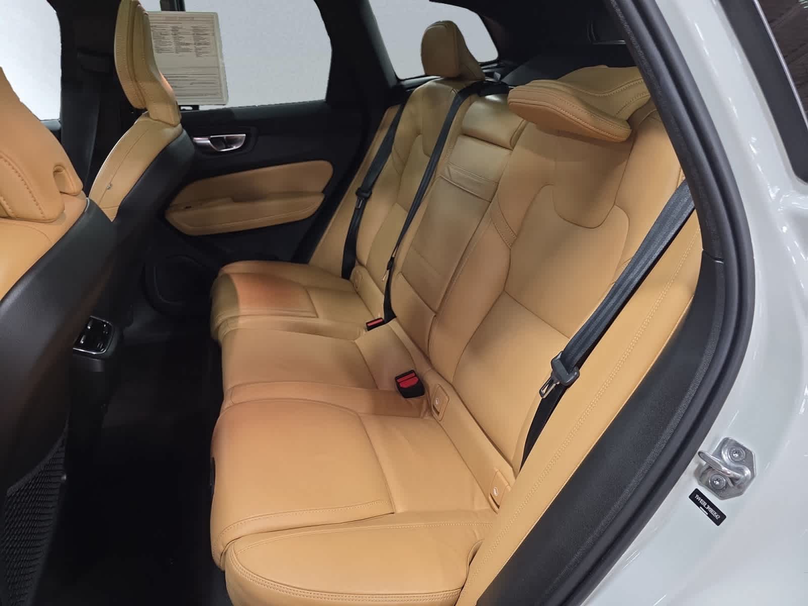 used 2021 Volvo XC60 car, priced at $22,997