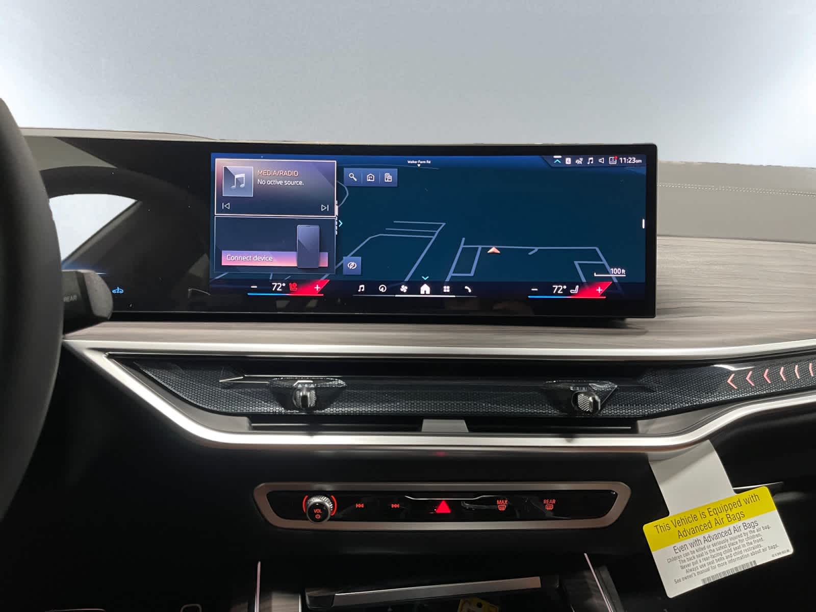 new 2026 BMW X7 car, priced at $104,405