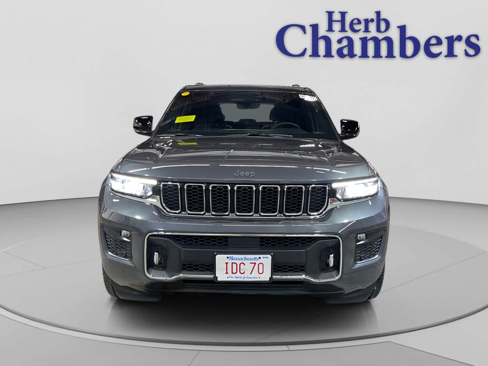 used 2022 Jeep Grand Cherokee car, priced at $36,997
