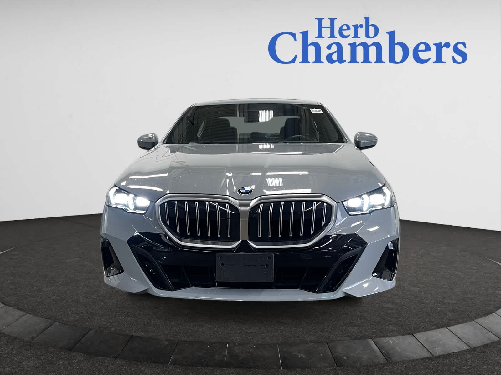 2025 Bmw 530i xDrive photo 2