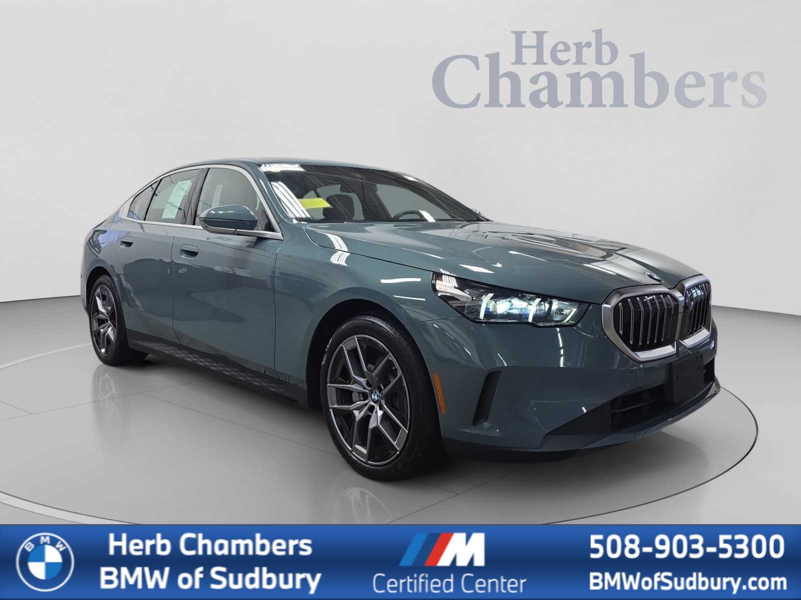 Cape York Green 2026 BMW 5 Series Sedan All-Wheel Drive Automatic