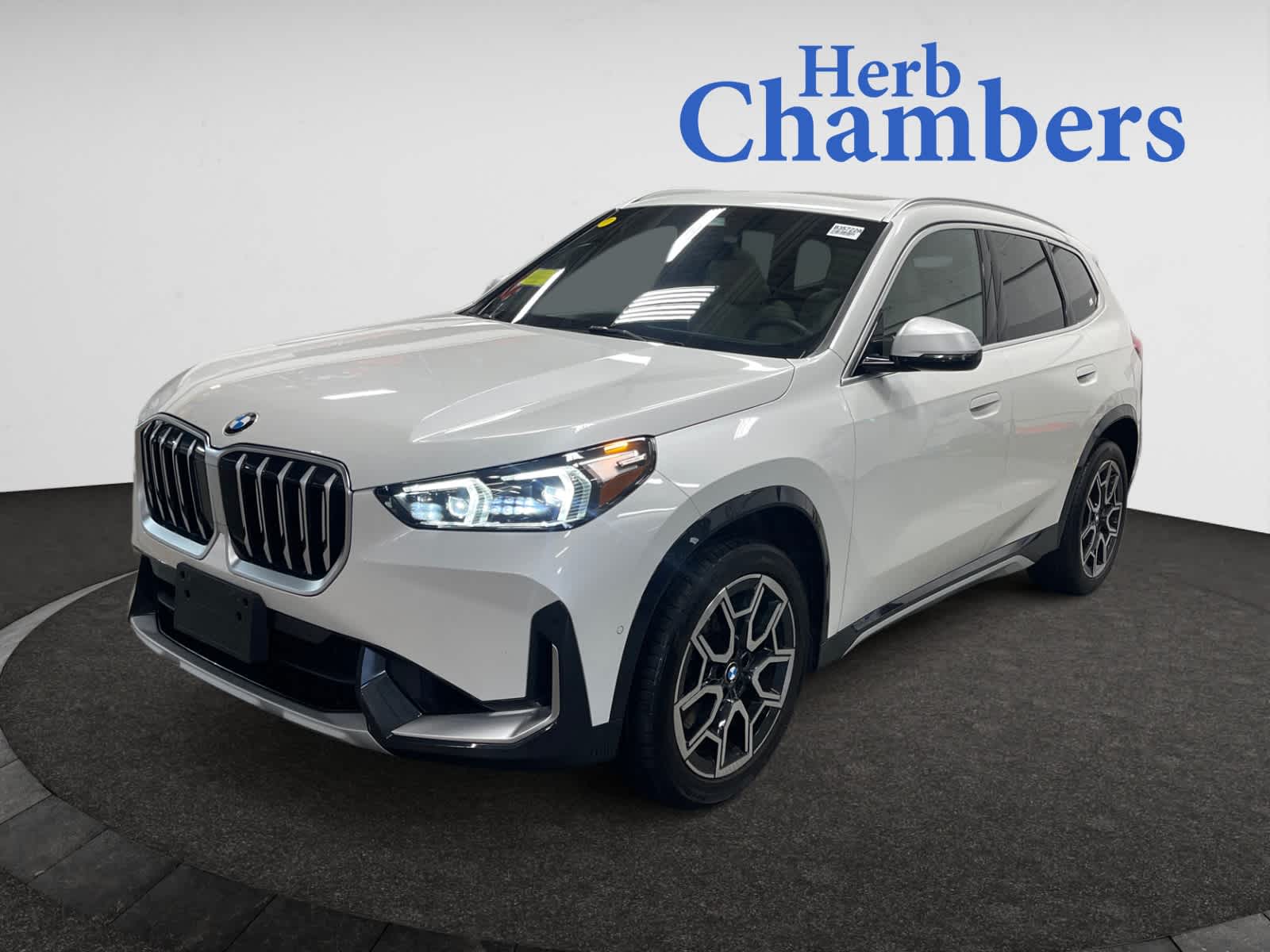 2023 Bmw X1 XDrive28i photo 2