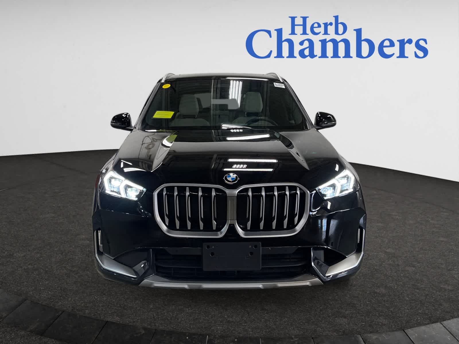 2025 Bmw X1 XDrive28i photo 2