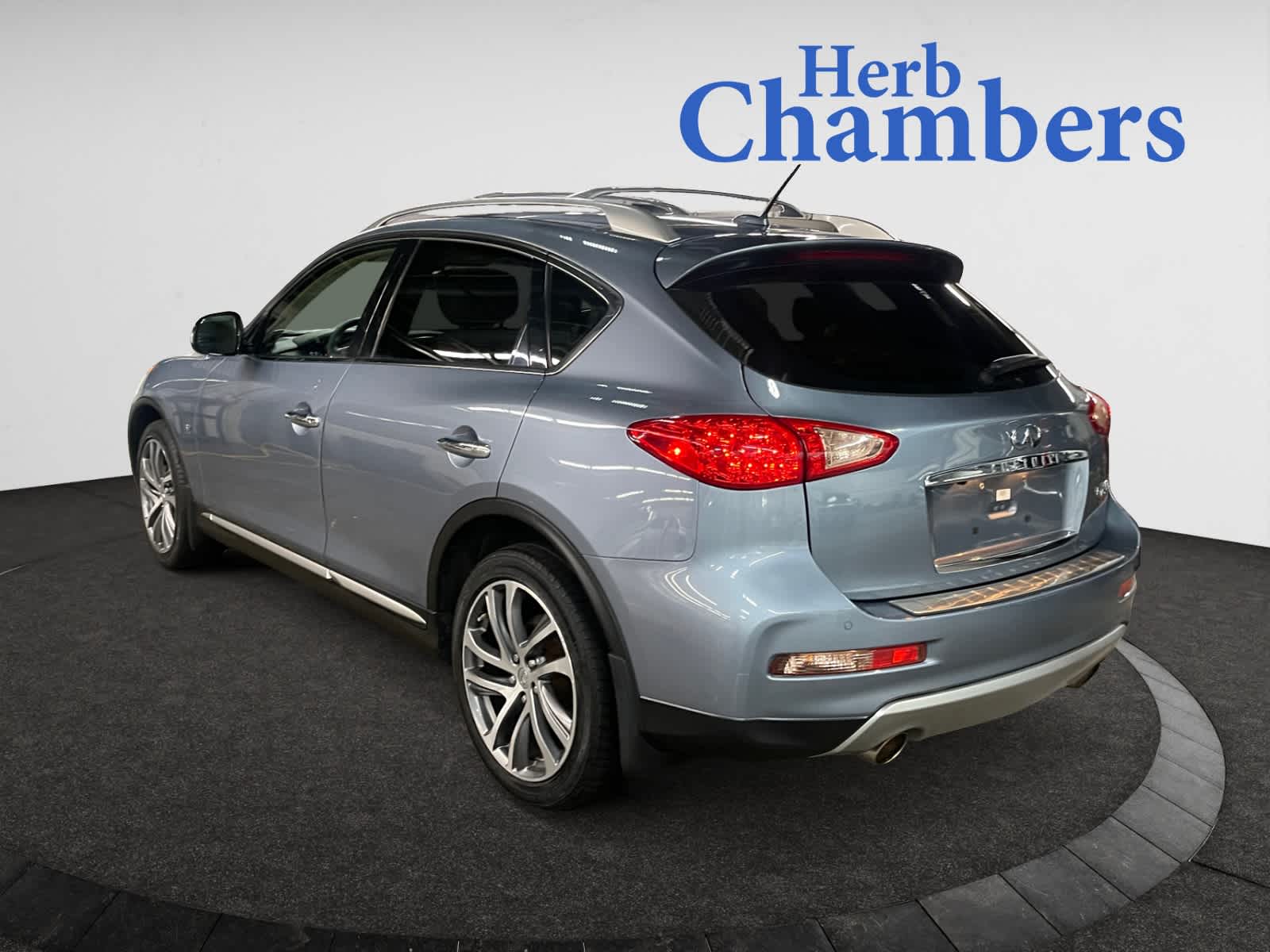 2017 Infiniti QX50 photo 4