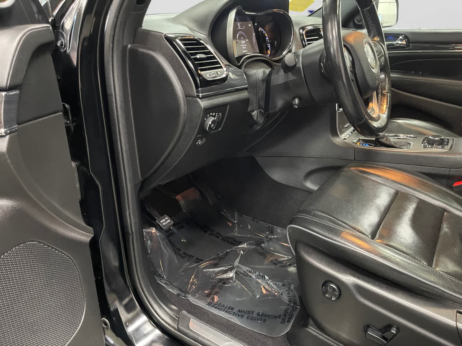 used 2019 Jeep Grand Cherokee car, priced at $22,297