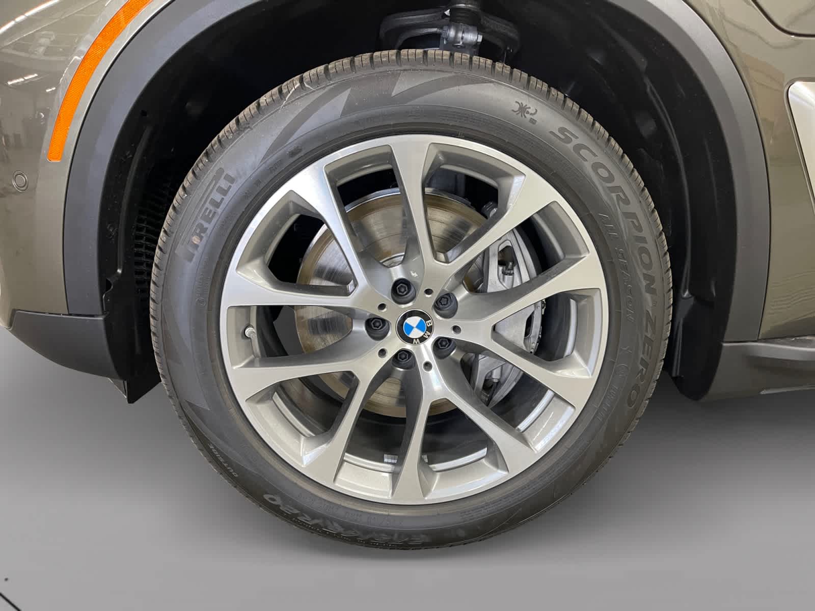 new 2026 BMW X5 PHEV car, priced at $86,700