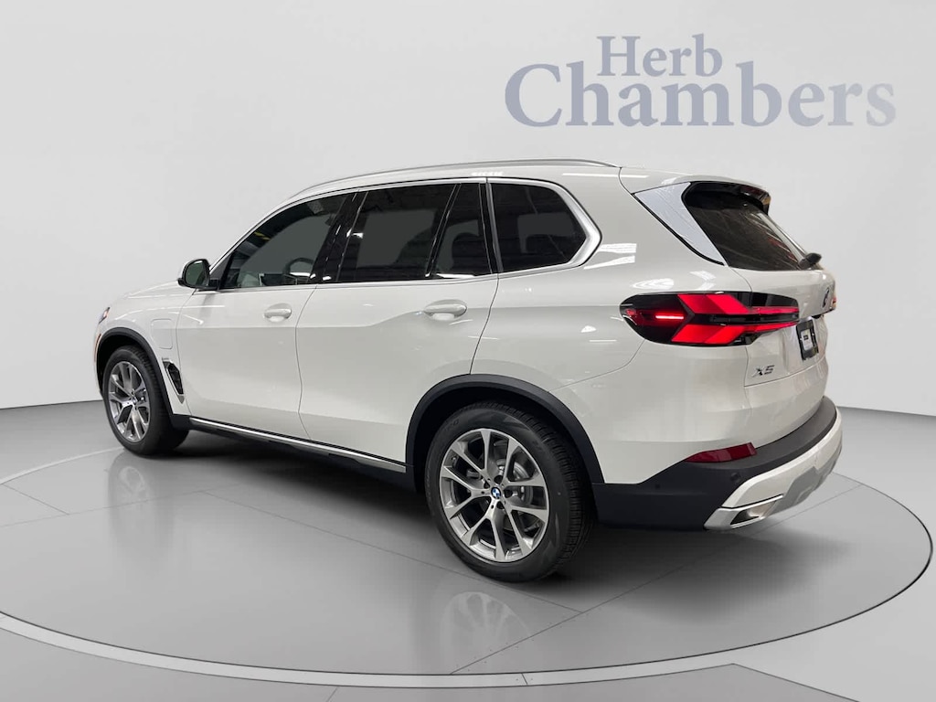 New 2026 BMW X5 PHEV xDrive50e SUV