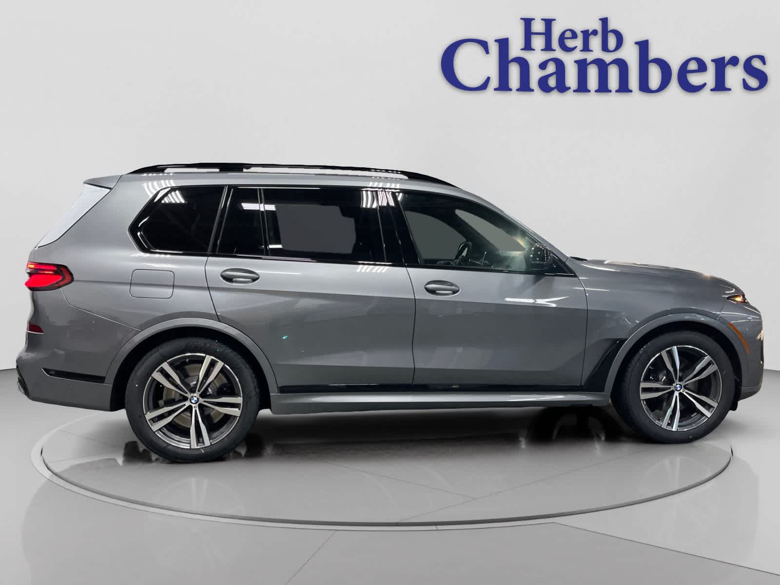 new 2026 BMW X7 car, priced at $121,915