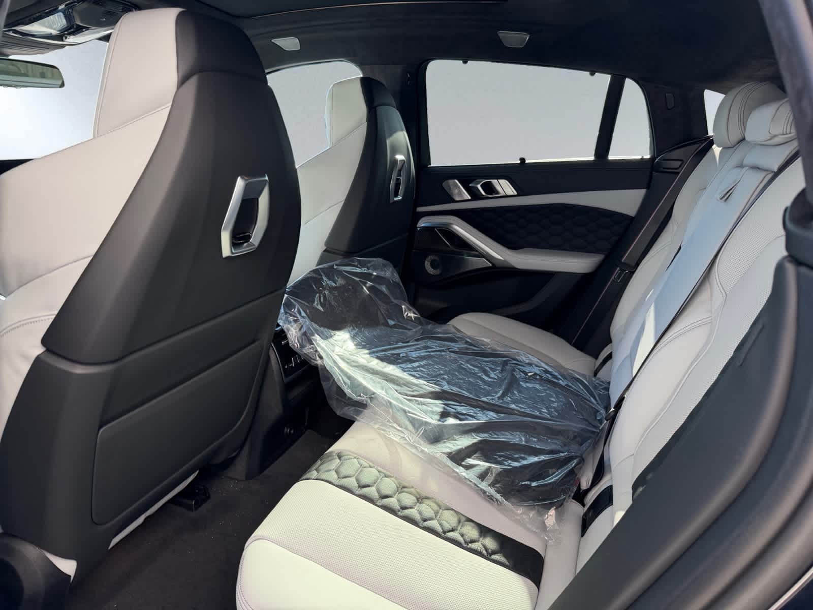 new 2026 BMW X6 M car, priced at $155,290