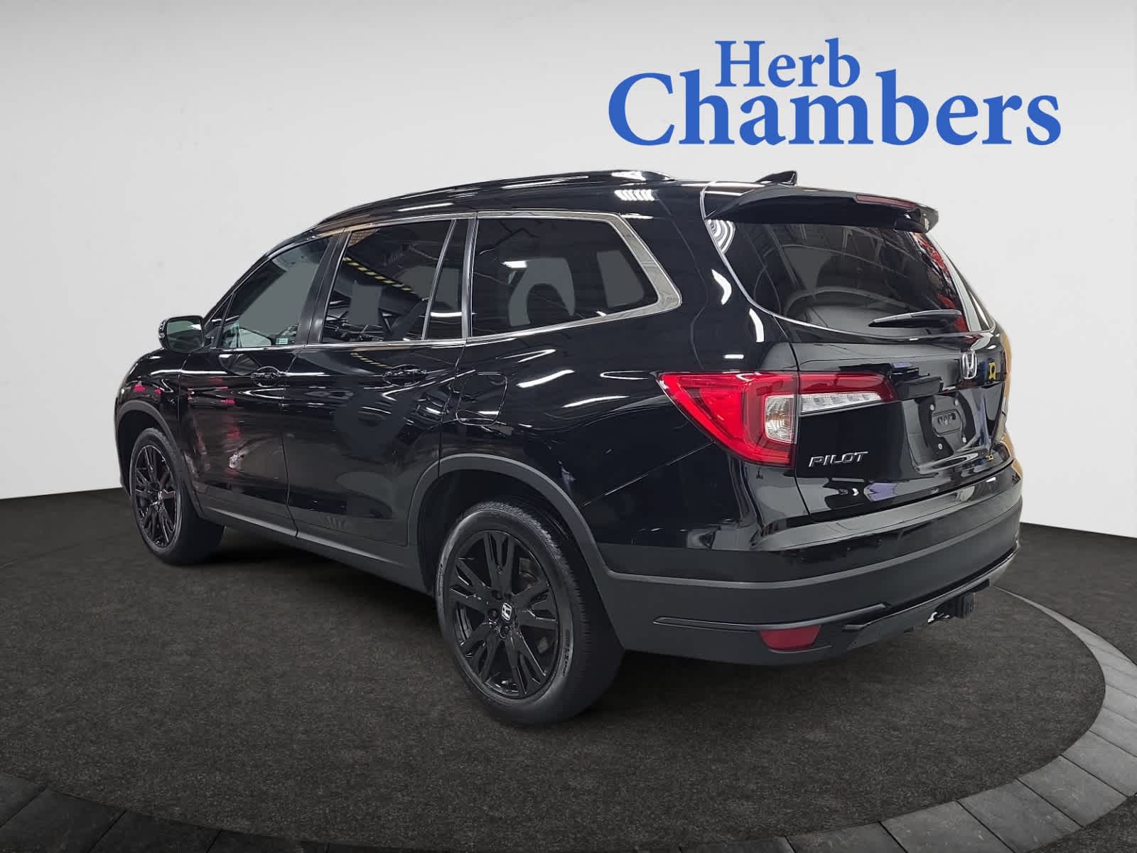 2021 Honda Pilot Special Edition photo 4