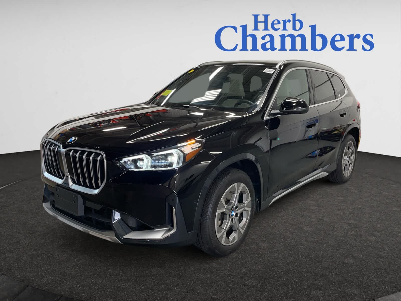 2025 Bmw X1 XDrive28i photo 3