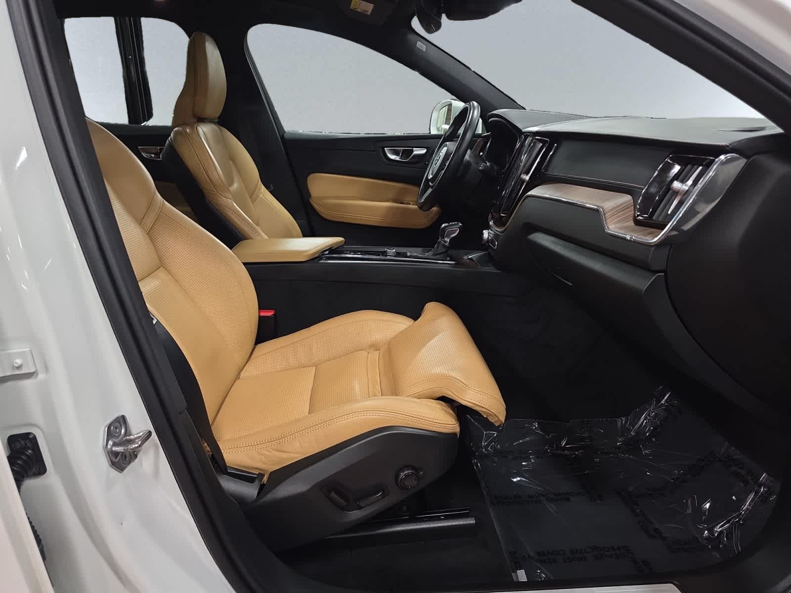 used 2021 Volvo XC60 car, priced at $22,997