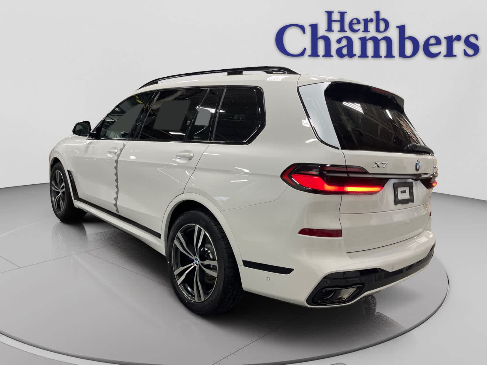 new 2027 BMW X7 car, priced at $93,300