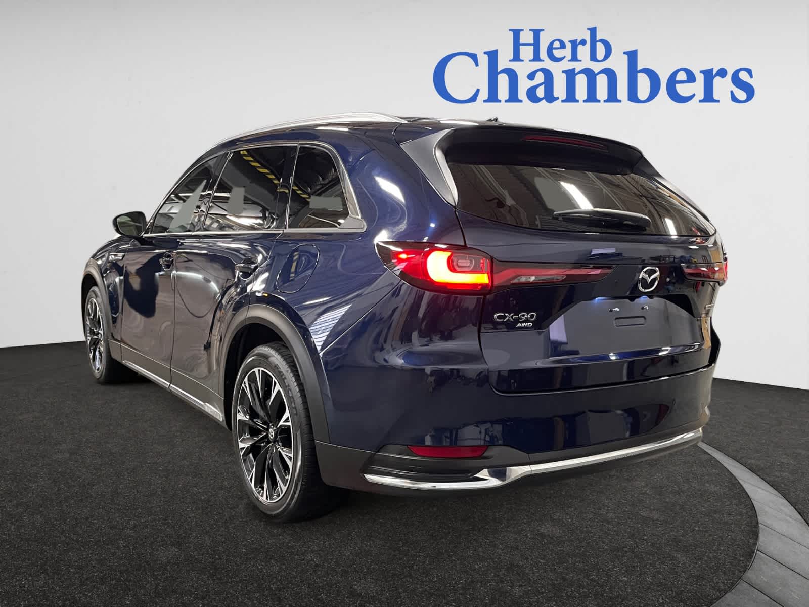 2024 Mazda CX-90 Plug-in Hybrid Premium Plus photo 3