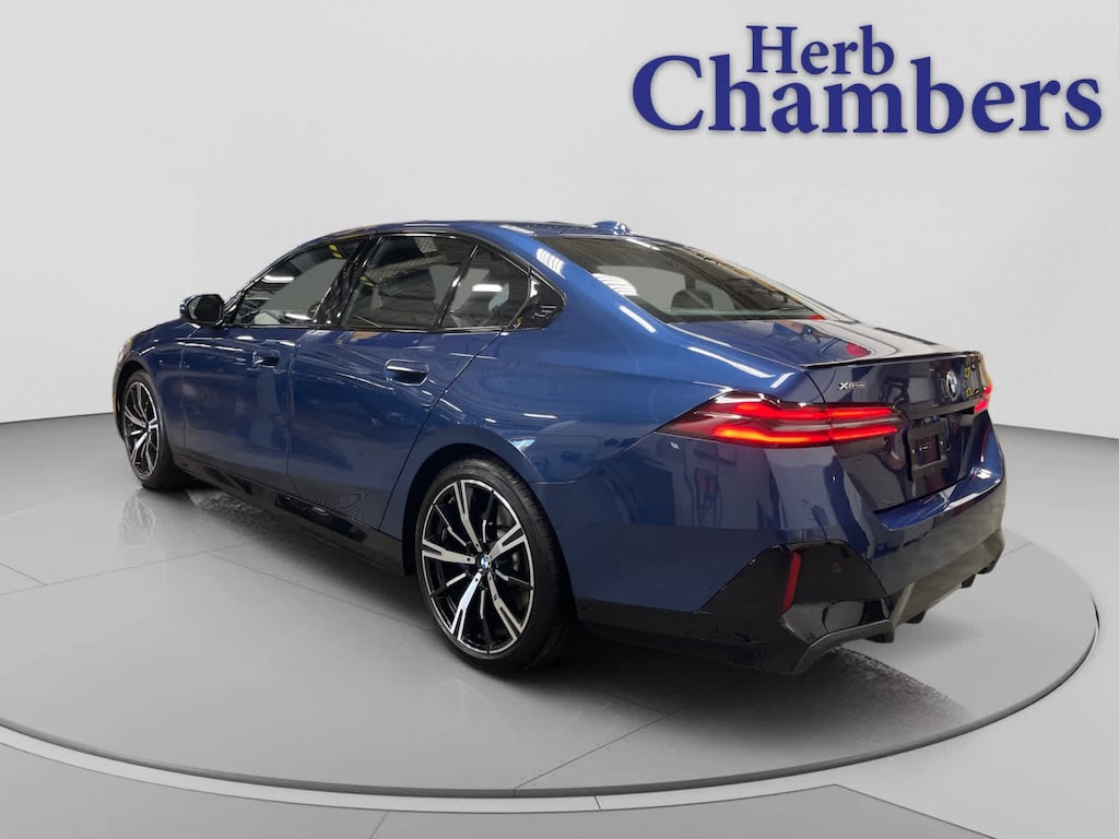 Certified 2026 BMW 530i xDrive Sedan