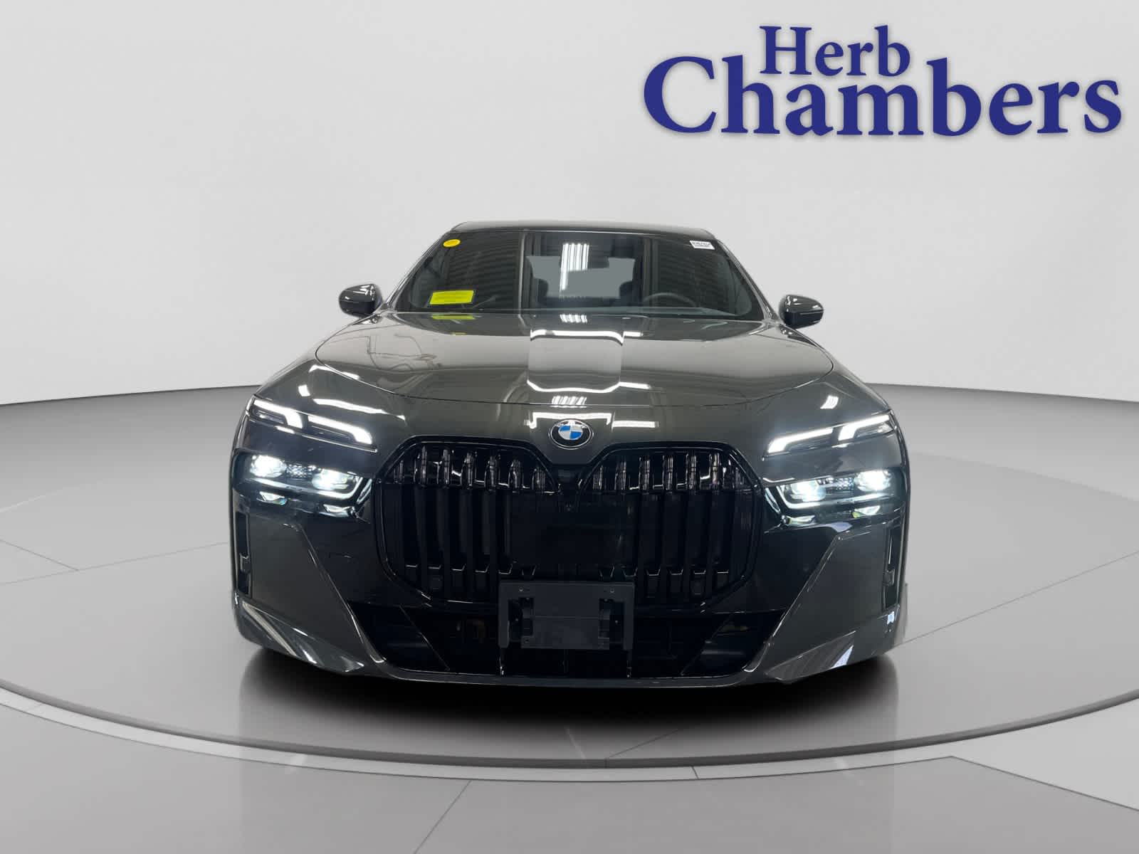 2023 Bmw 760i xDrive photo 2