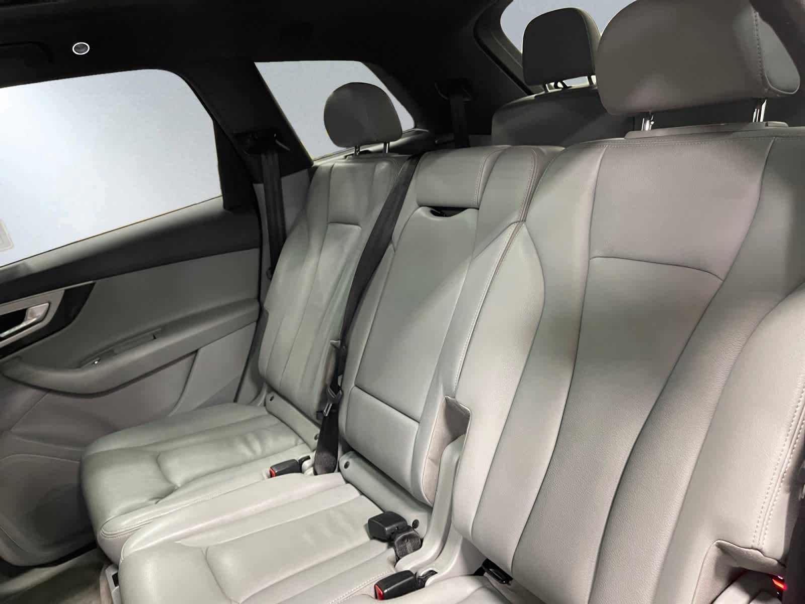 used 2019 Audi Q7 car, priced at $23,497