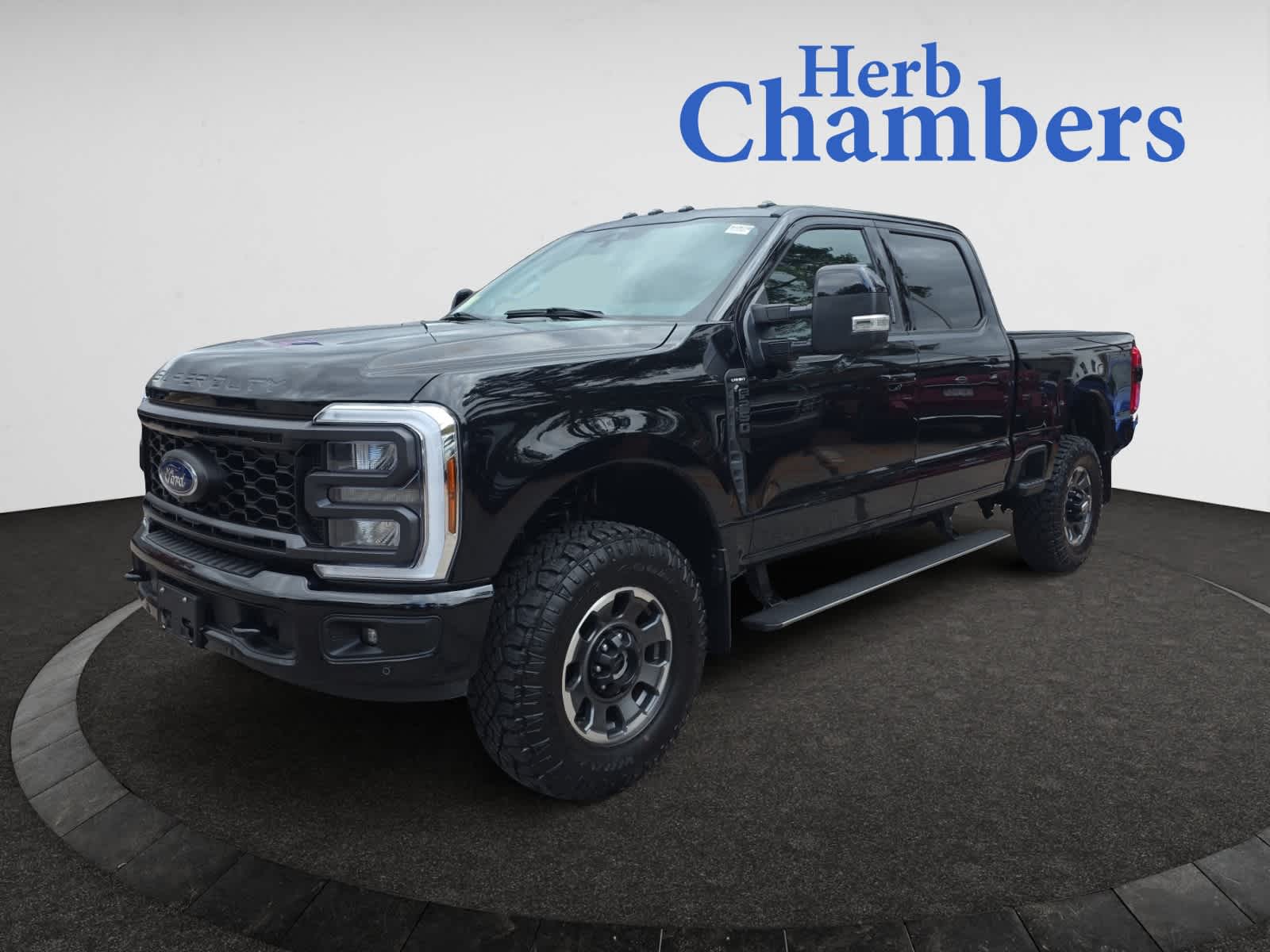 2024 Ford F-250 Lariat Tremor photo 3