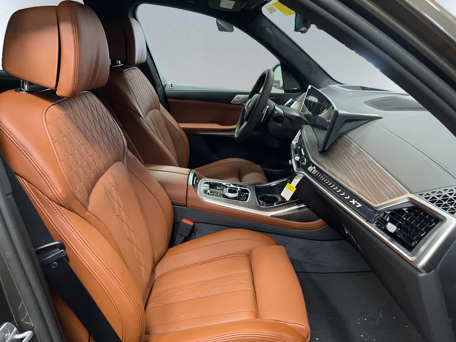 new 2026 BMW X7 car, priced at $104,405