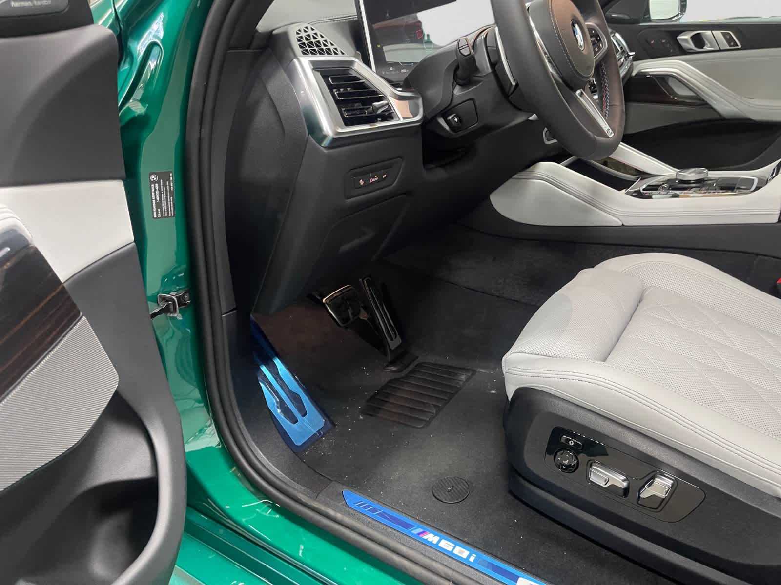 new 2027 BMW X6 car, priced at $105,200