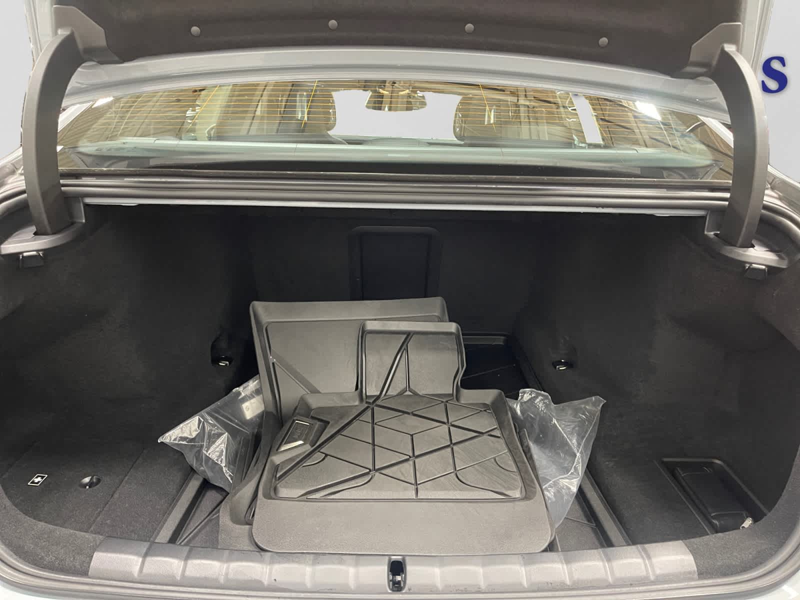 used 2025 BMW 760i car, priced at $115,497