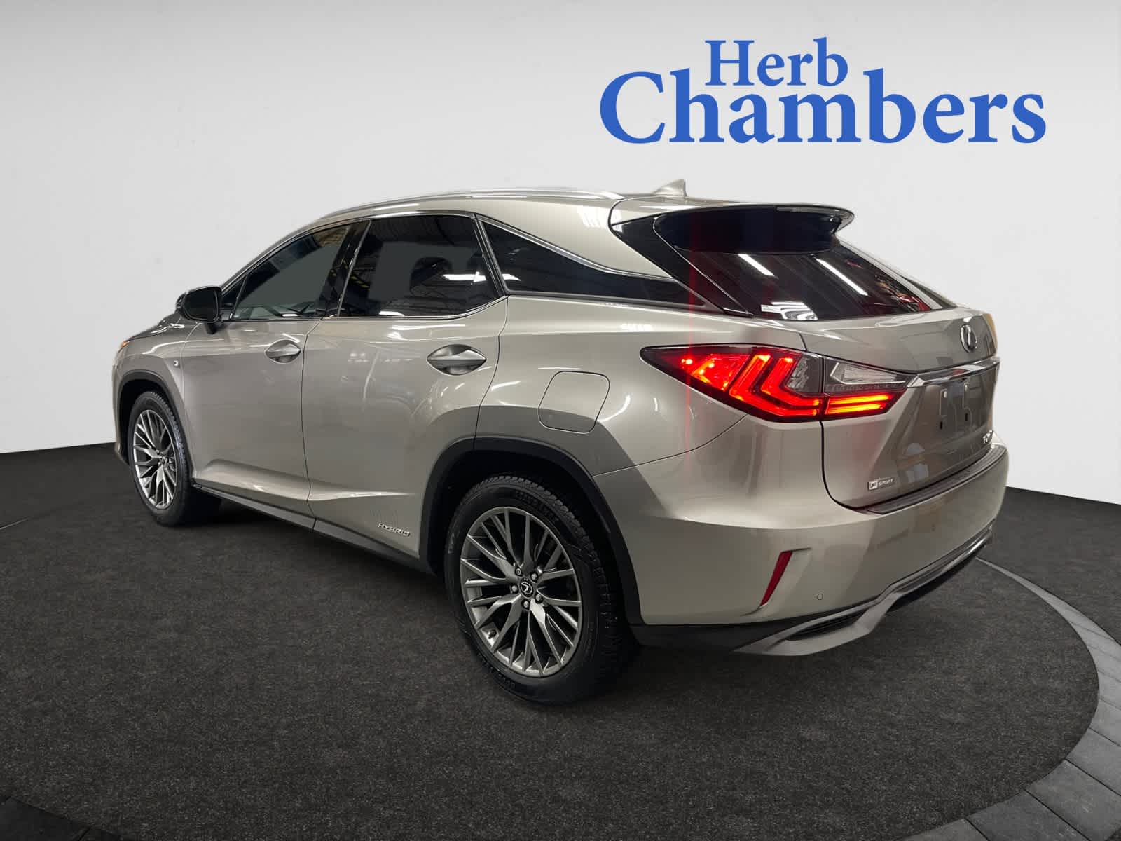 2019 Lexus RX 450h F SPORT photo 4