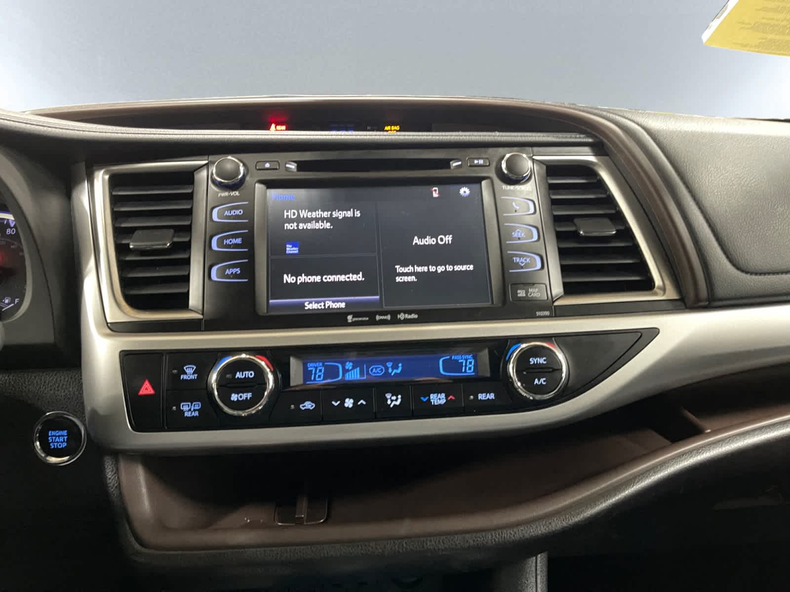 used 2019 Toyota Highlander car, priced at $25,497