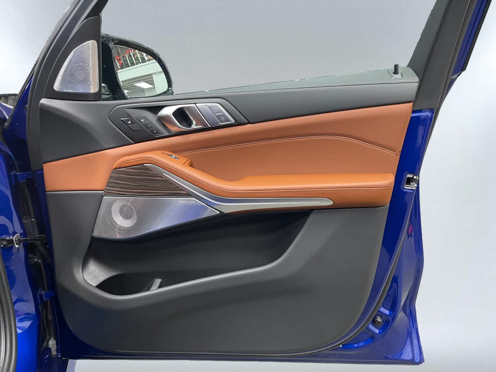 new 2026 BMW X7 car, priced at $131,850