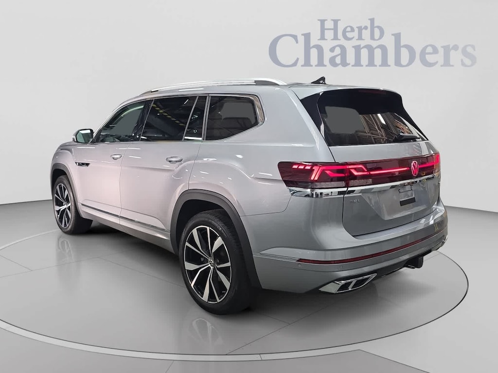 Used 2025 Volkswagen Atlas 2.0T SEL Premium R-Line SUV
