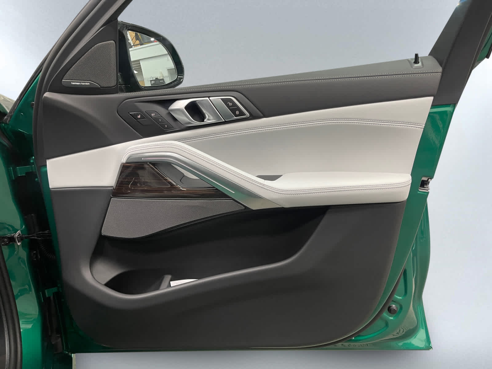 new 2027 BMW X6 car, priced at $105,200