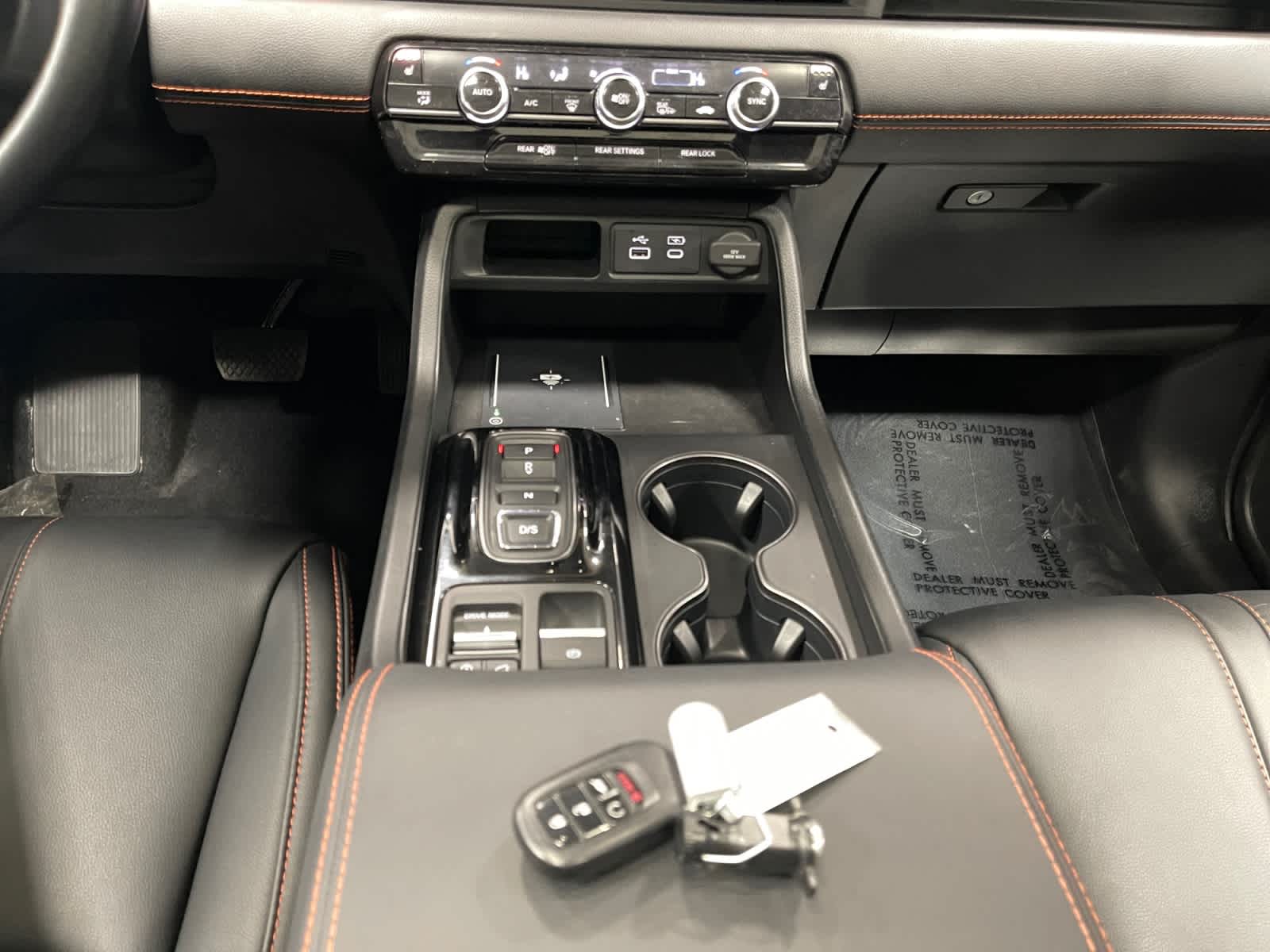 used 2025 Honda Pilot car, priced at $39,497