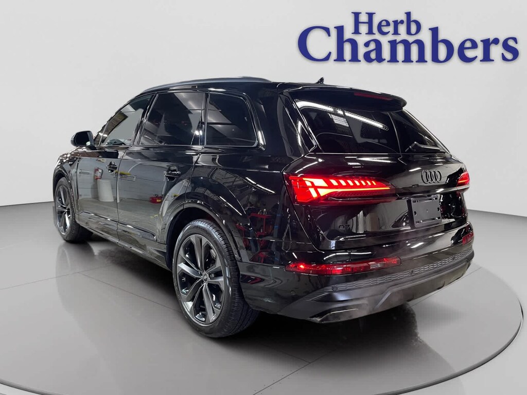 Used 2025 Audi Q7 55 Prestige SUV