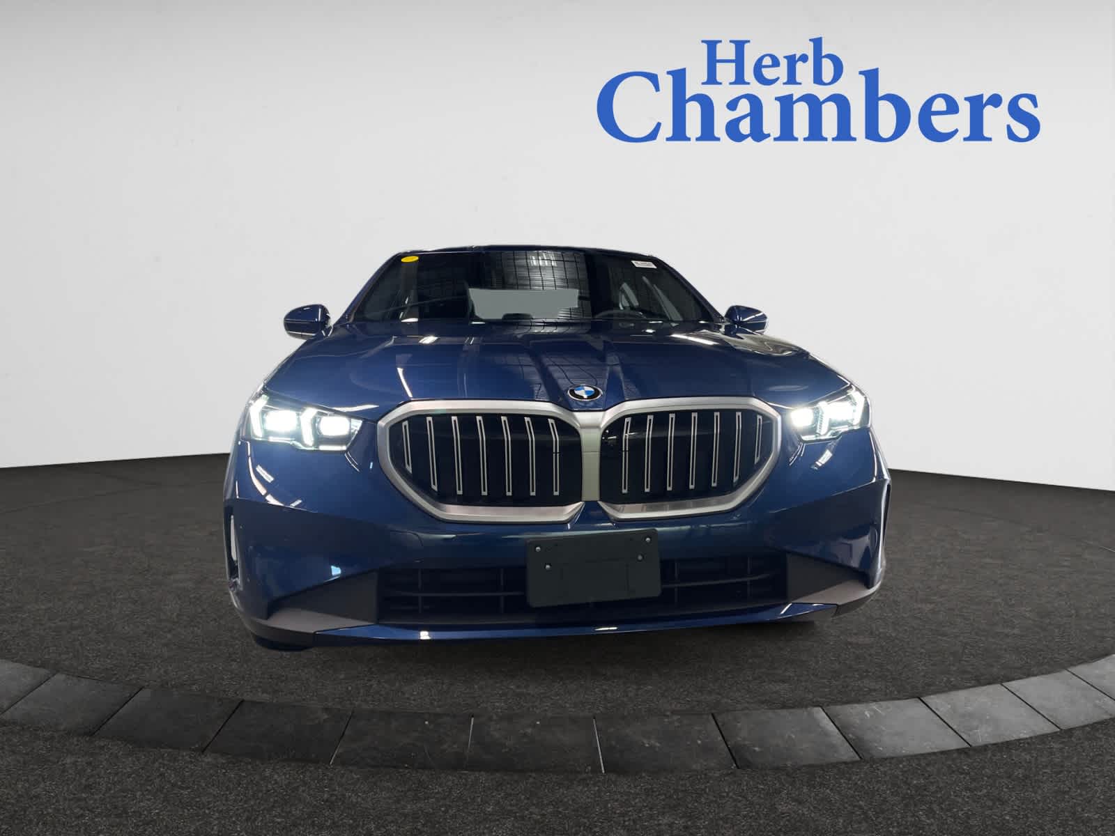 2025 Bmw 530i xDrive photo 2
