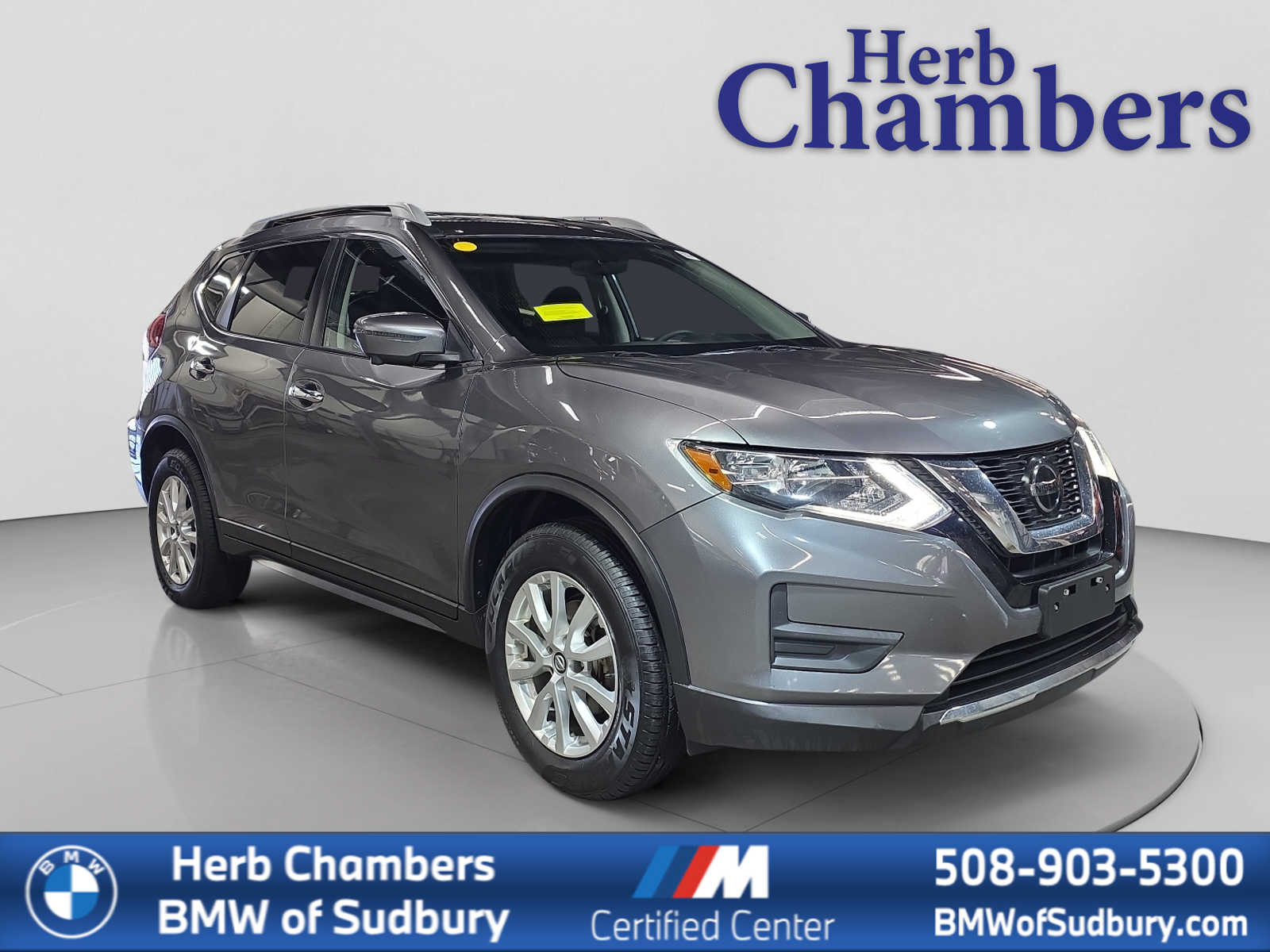 2018 Nissan Rogue SV's photo