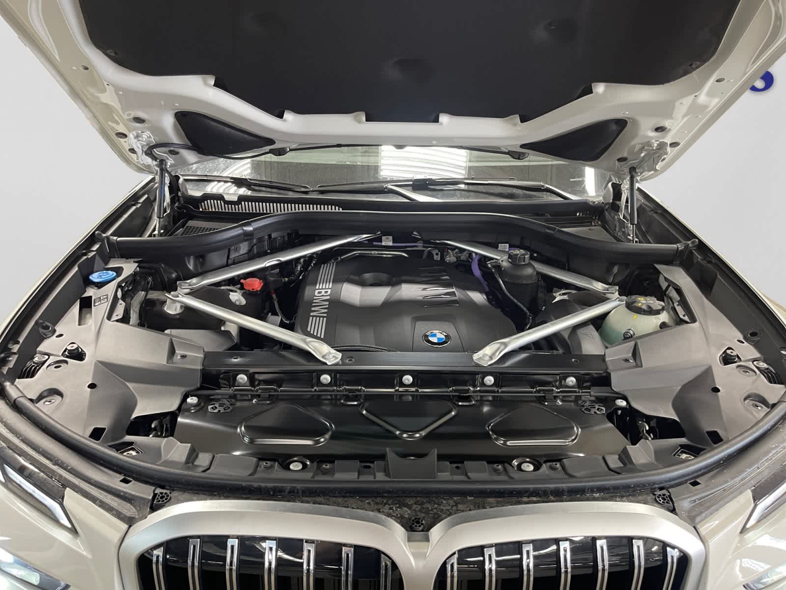 new 2026 BMW X7 car, priced at $95,800