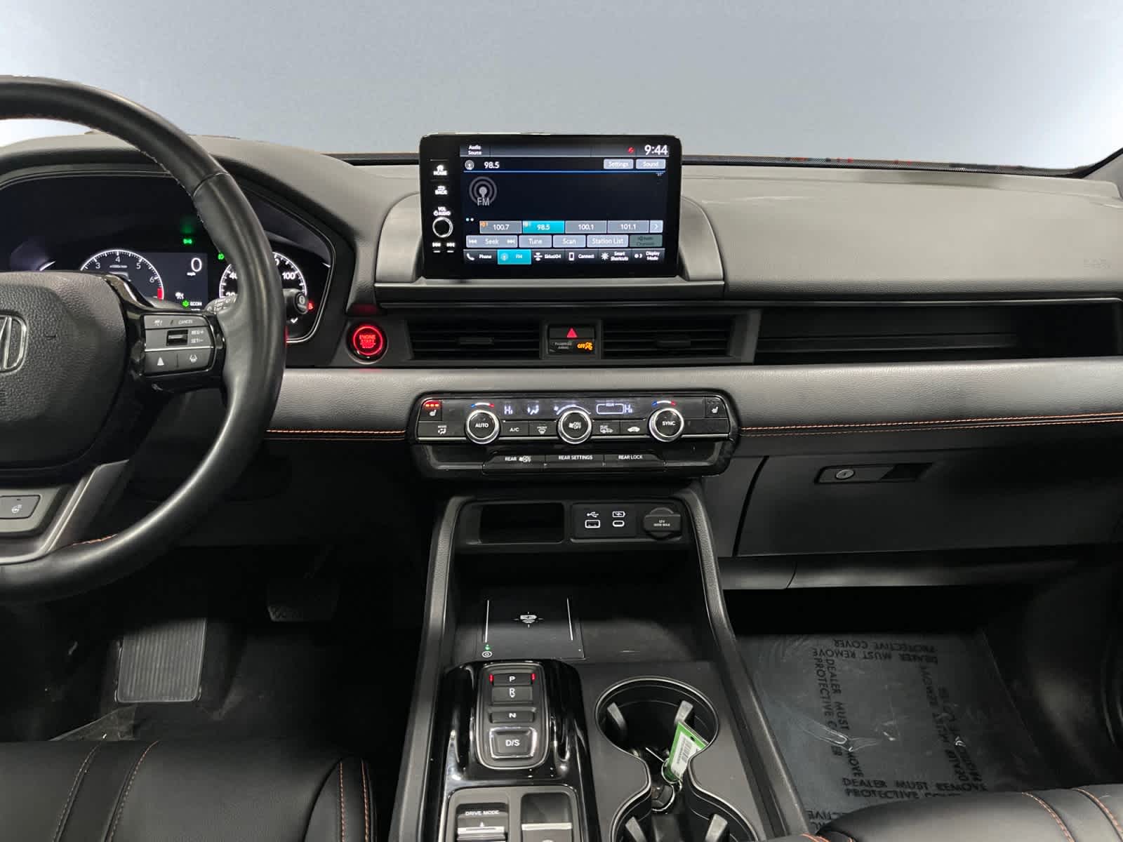 used 2025 Honda Pilot car, priced at $39,497