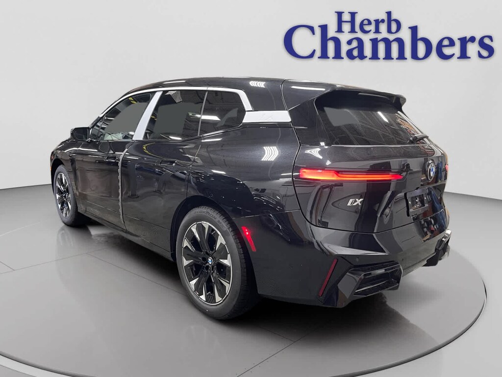 New 2026 BMW iX xDrive45 SUV