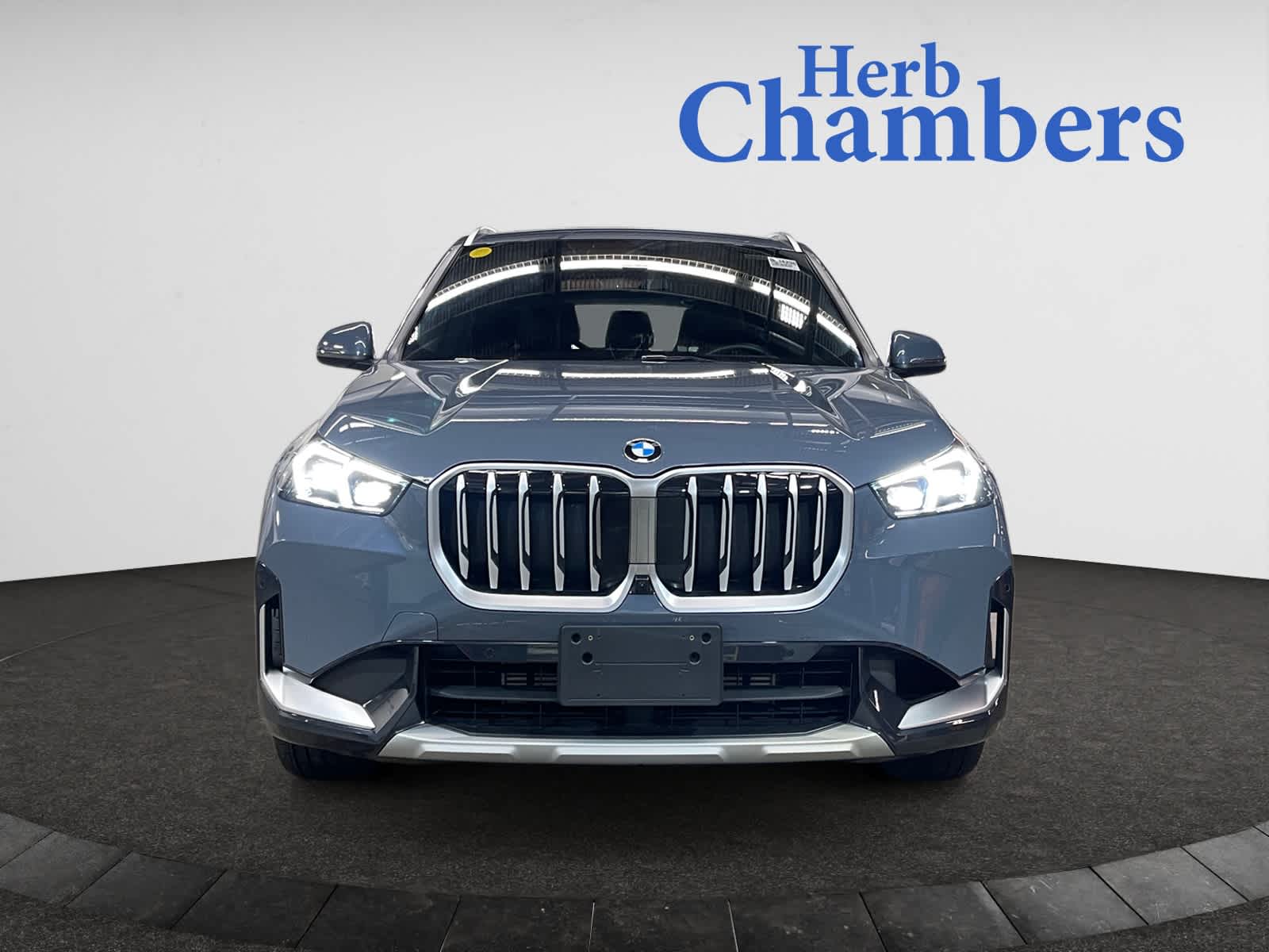 2025 Bmw X1 XDrive28i photo 2