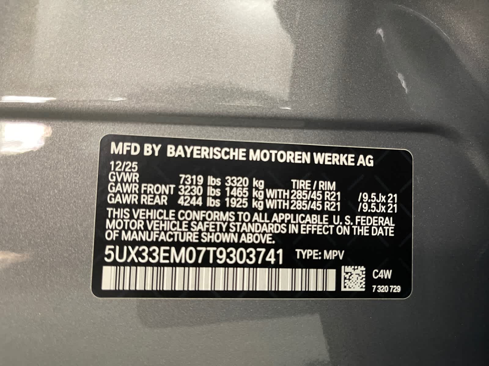 new 2026 BMW X7 car, priced at $121,915