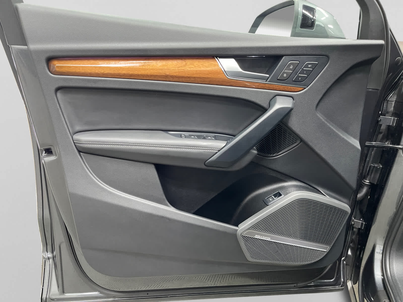 used 2023 Audi Q5 car, priced at $35,497