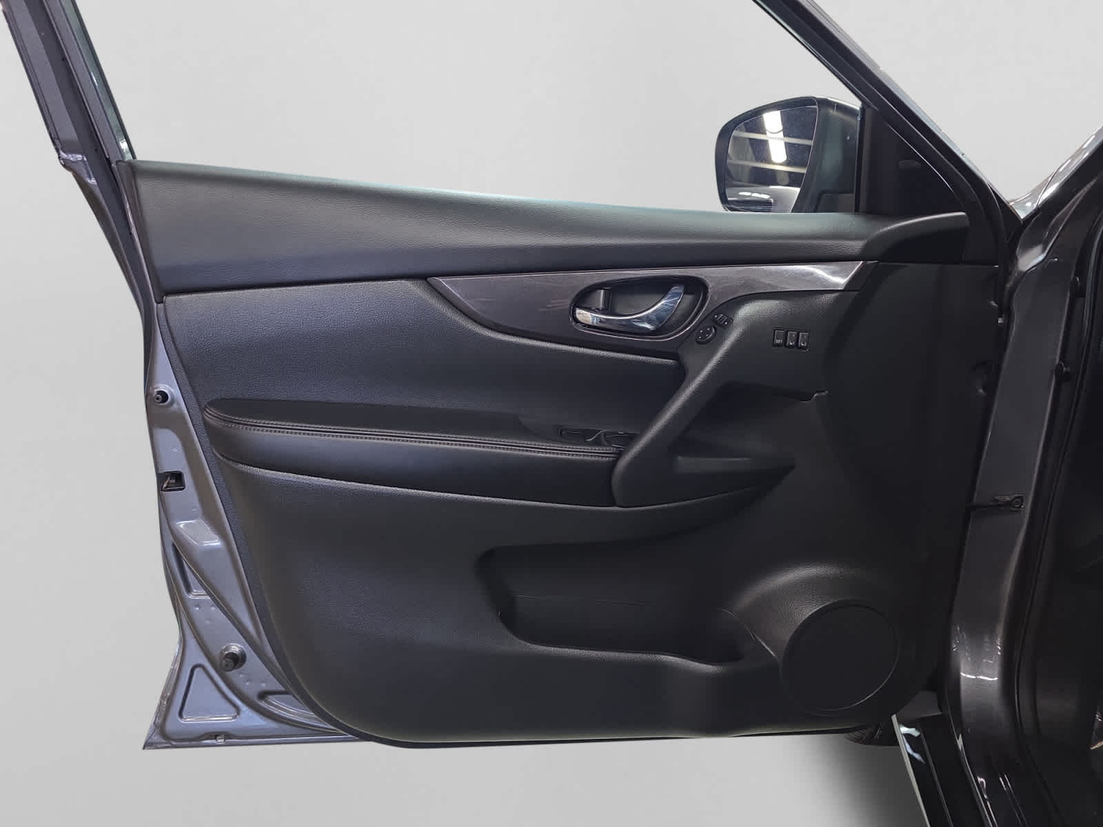 used 2018 Nissan Rogue car, priced at $16,497